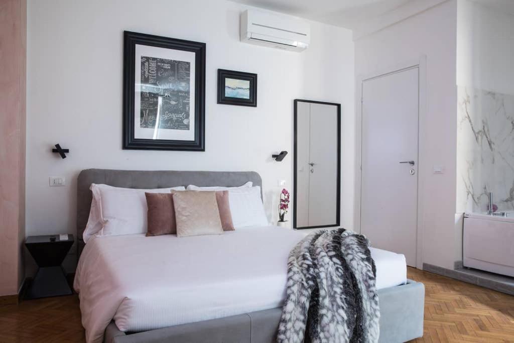 Pink Intimate Jacuzzi Trastevere - Collection Apartment Rom
